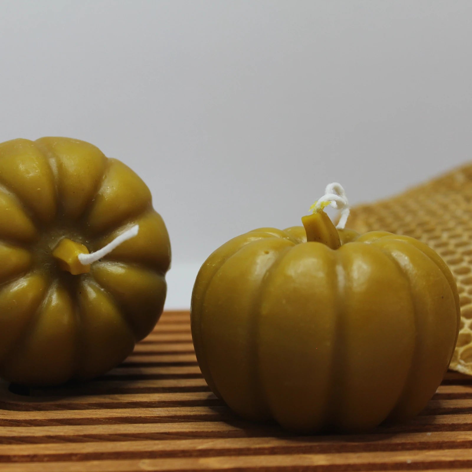 Pumpkin Beeswax Sculpture Candle - Autumn & Harvest Decor